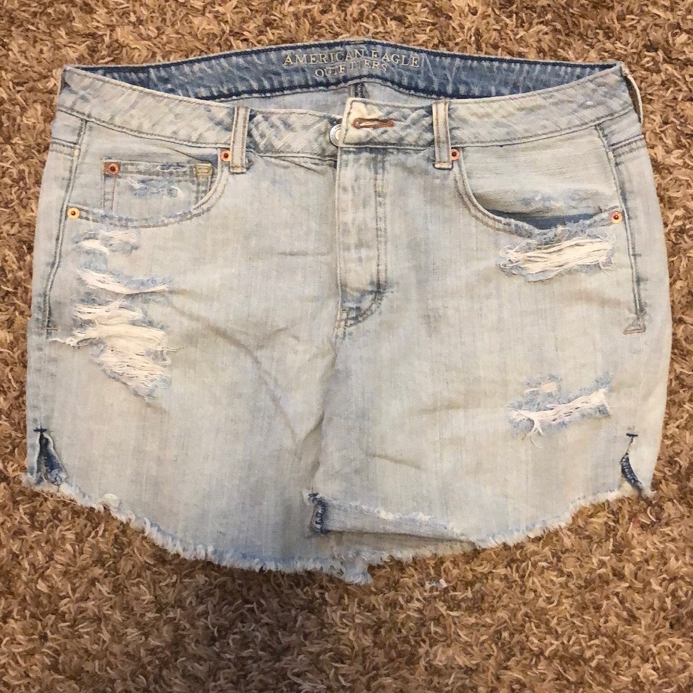 American eagle shorts.
